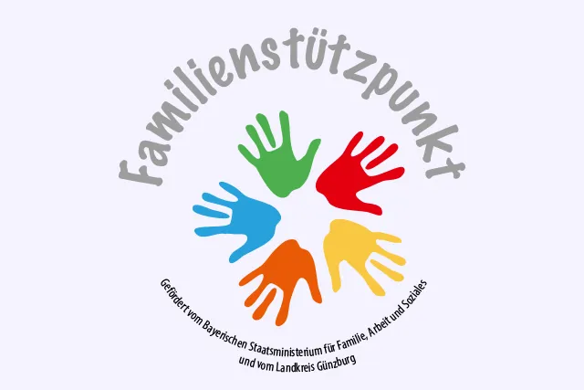 Logo des Familienstützpunkts mit bunten Handabdrücken.